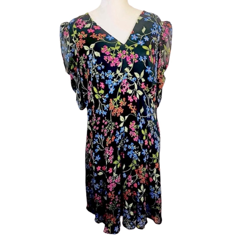 Calvin Klein Floral Flutter Sleeve Chiffon Dress. Size 20W